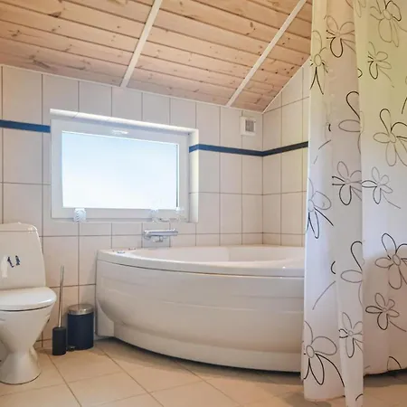 Awesome In W/ Sauna And 4 Bedrooms * Oksbøl