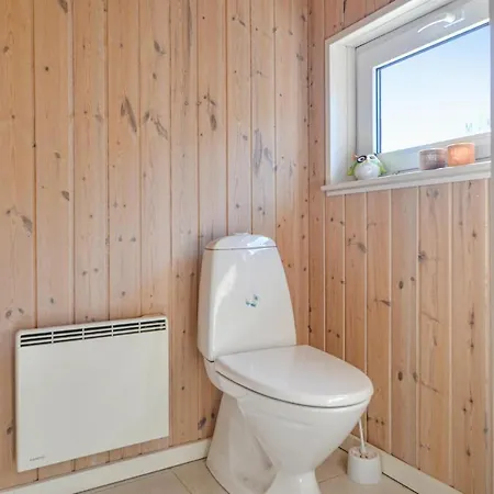 Awesome In W/ Sauna And 4 Bedrooms Oksbøl